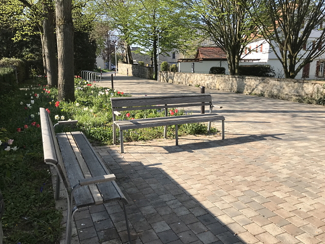 Archiv Heimatverein Oeffingen - Friedhof Bnke und neues Pflaster