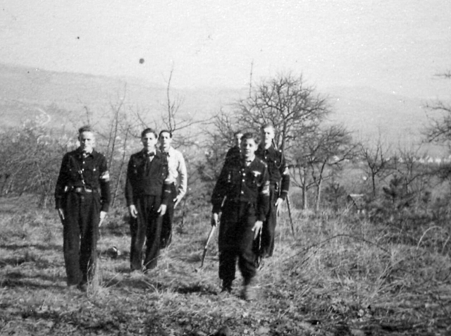 Archiv Heimatverein Oeffingen - Schanzen Westwall